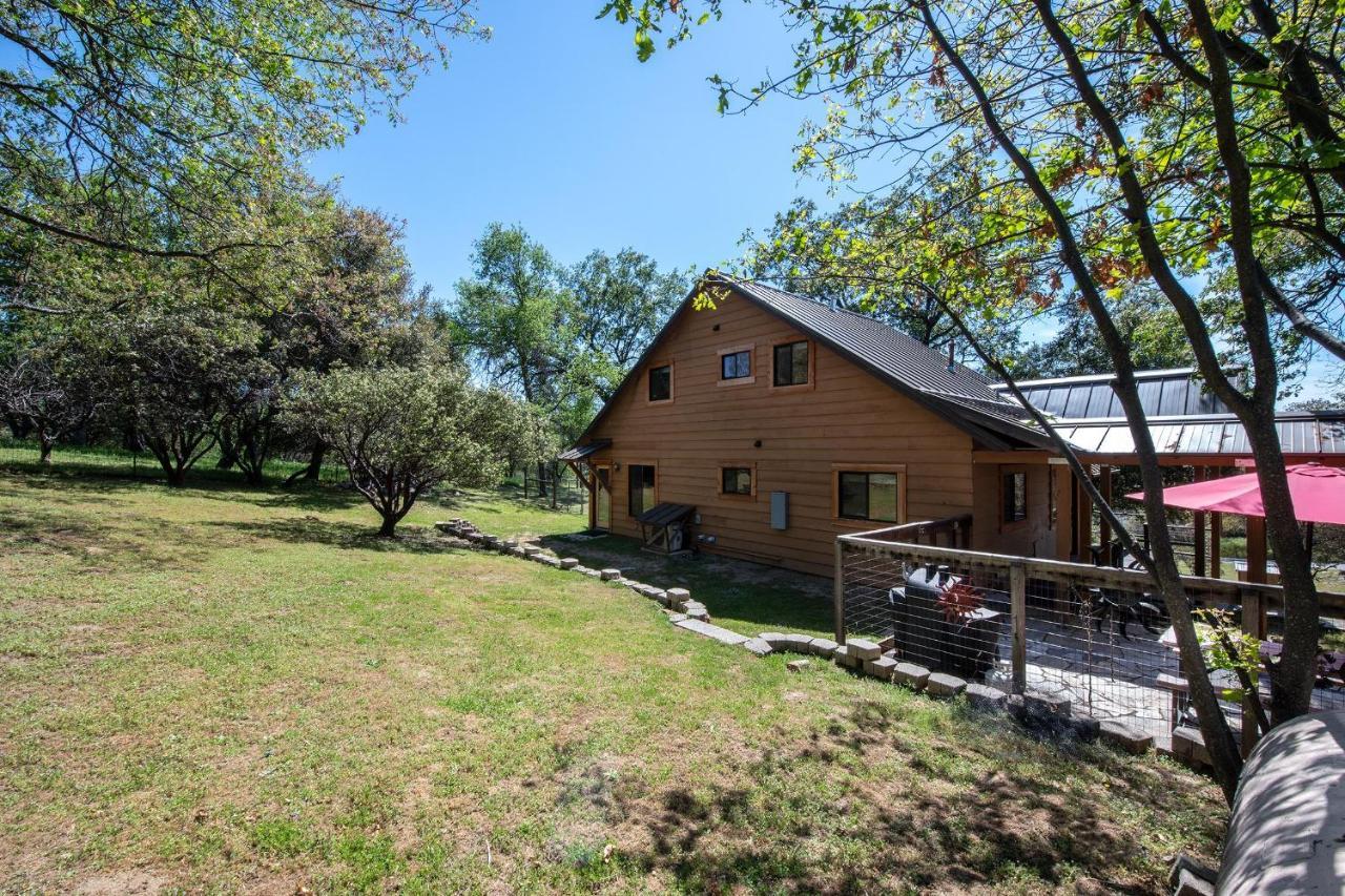Sierra Base Camp Villa Oakhurst Exterior photo